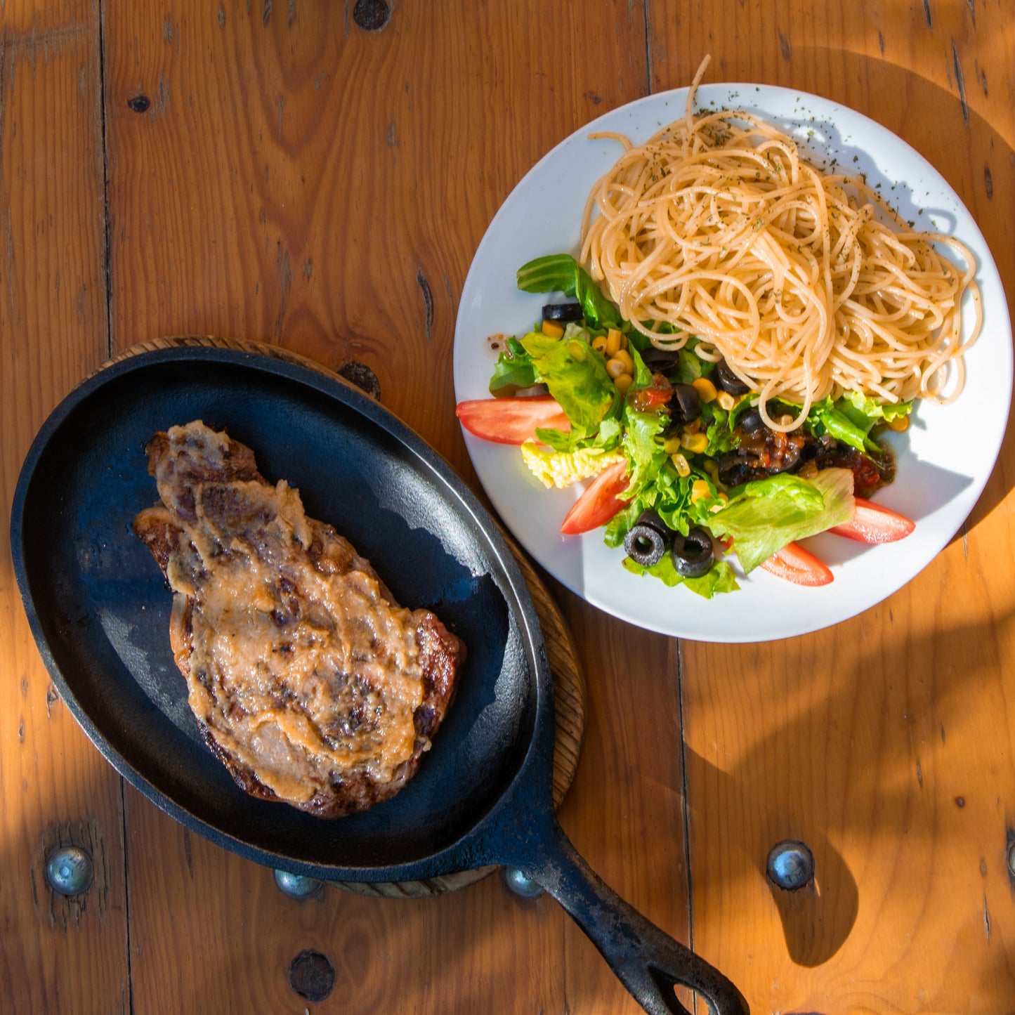 Rib Eye Al Aglio Puro